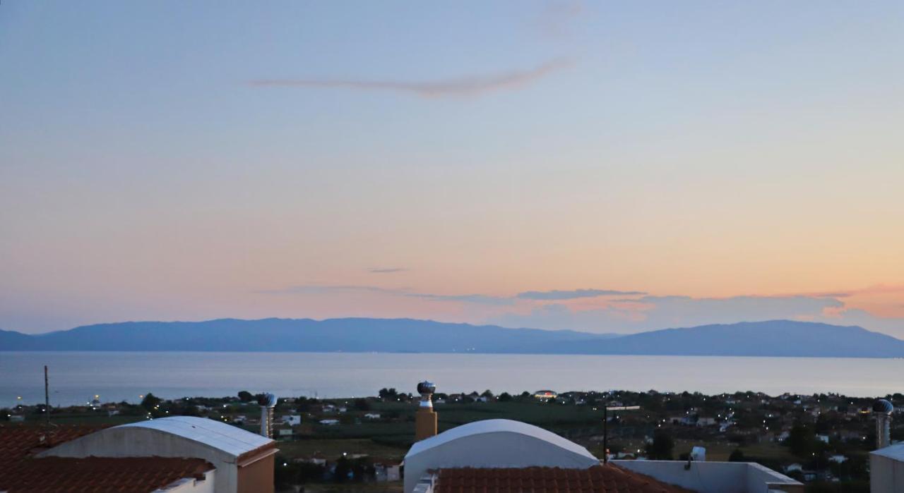 Heaven Horizon Villa Karianí Eksteriør billede
